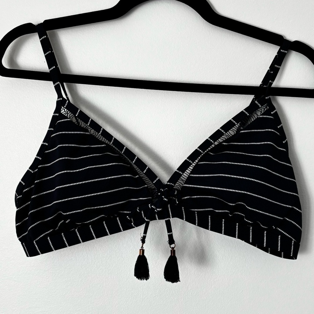 Beach Couture size Large swim suit - Picture 2 of 10